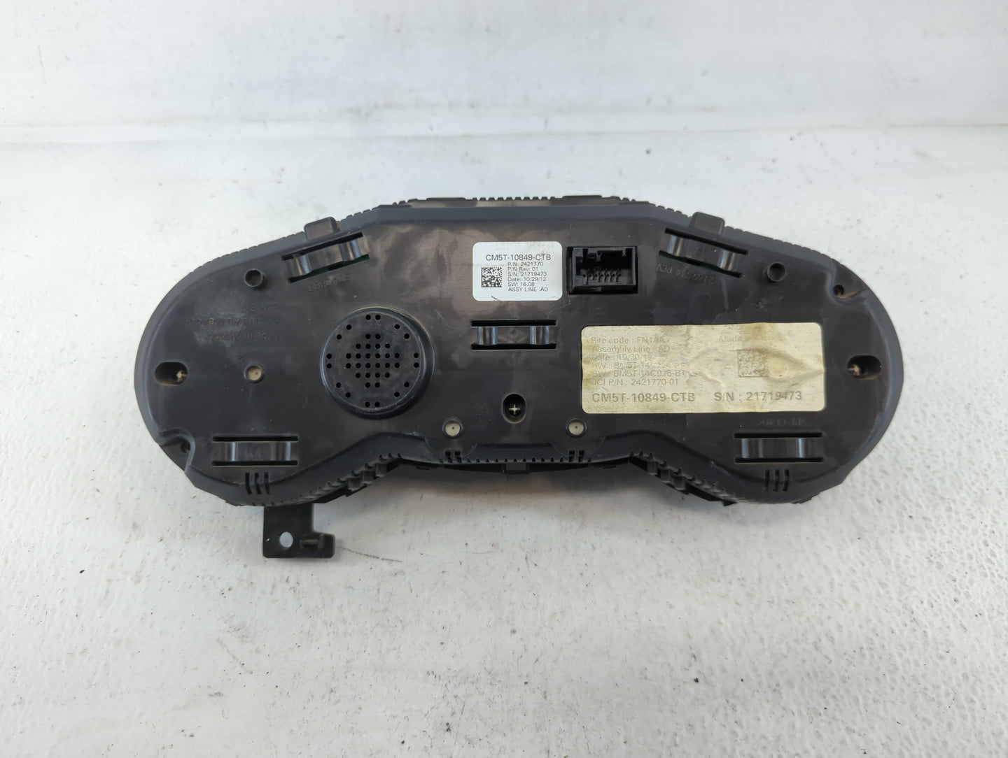 2013-2014 Ford Focus Instrument Cluster Speedometer Gauges P/N:2421770 CM5T-10849-CTB Fits Fits 2013 2014 OEM Used Auto Part