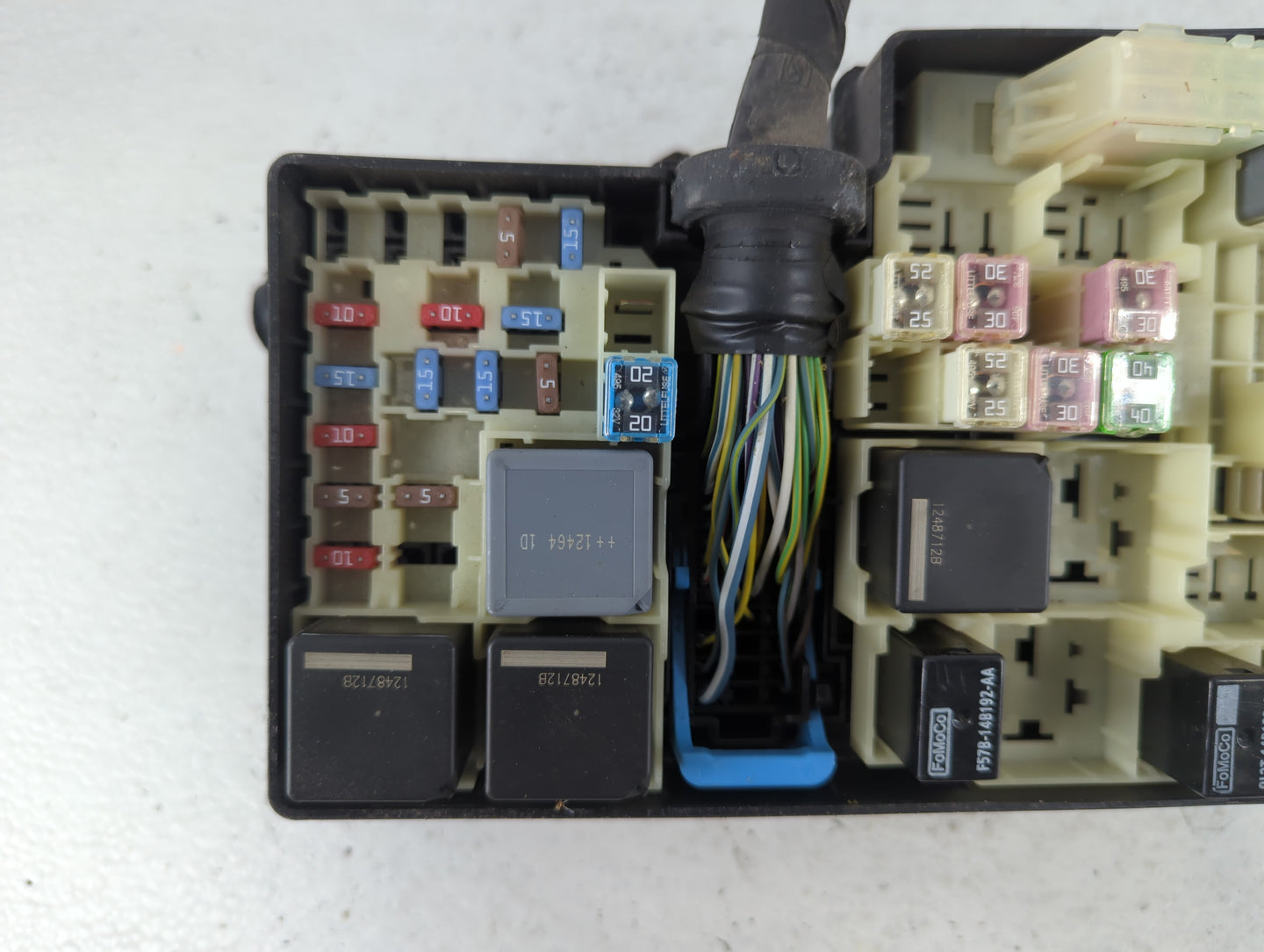 2012-2014 Ford Focus Fusebox Fuse Box Panel Relay Module P/N:5B0Q10107 AV6T-14A067-AC Fits Fits 2012 2013 2014 OEM Used Auto