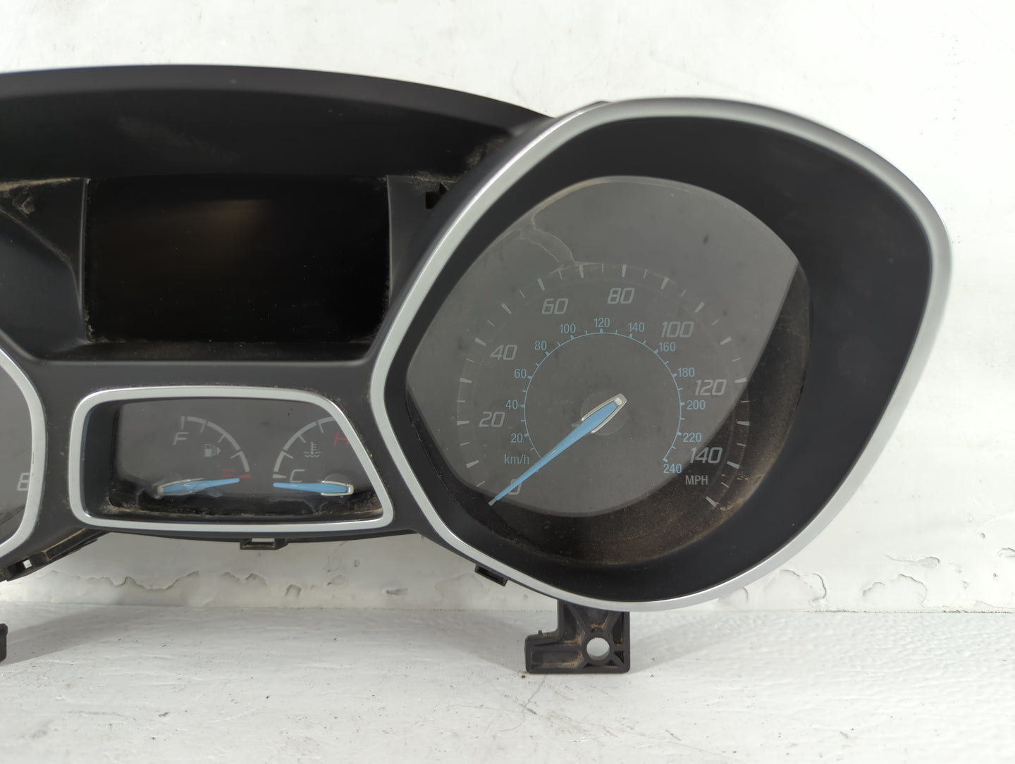 2013-2014 Ford Focus Instrument Cluster Speedometer Gauges P/N:CM5T-10849-CTB Fits Fits 2013 2014 OEM Used Auto Parts - Oemu