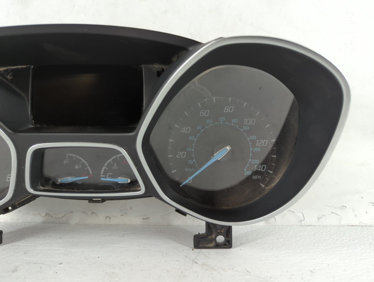 2013-2014 Ford Focus Instrument Cluster Speedometer Gauges P/N:CM5T-10849-CTB Fits Fits 2013 2014 OEM Used Auto Parts - Oemu