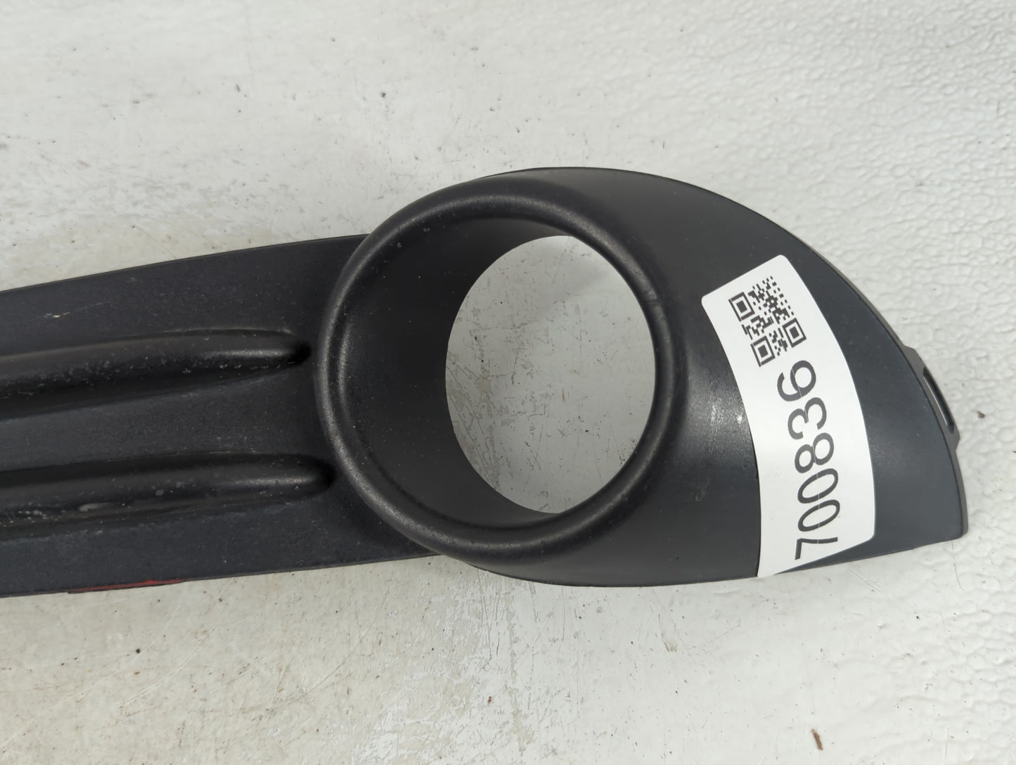 2013 Ford Focus All OEM Grille LH Fog Lamp Bezel - Oemusedautoparts1.com