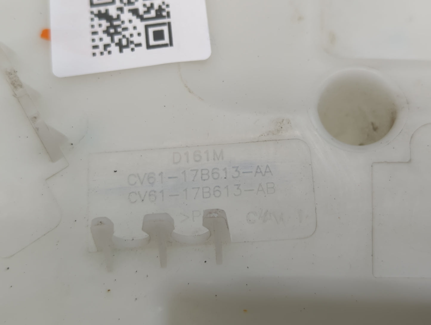 2012-2018 Ford Focus Windshield Washer Fluid Reservoir Bottle Oem - Oemusedautoparts1.com
