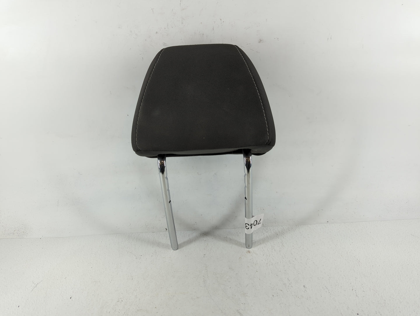 2013-2014 Ford Focus Headrest Head Rest Front Driver Passenger Seat Fits Fits 2013 2014 OEM Used Auto Parts - Oemusedautopar