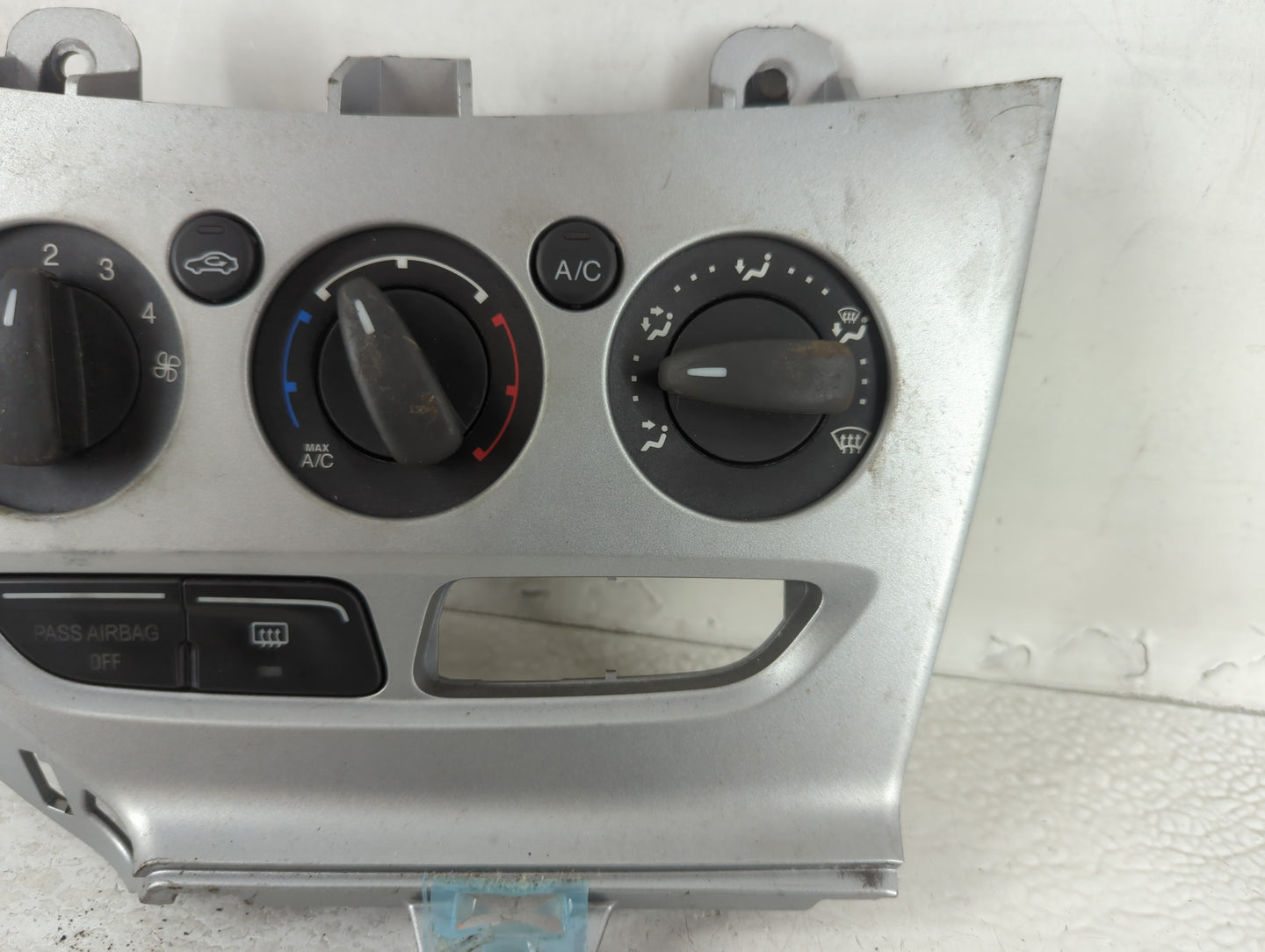 2013-2014 Ford Focus Climate Control Module Temperature AC/Heater Replacement P/N:CM5T-19980-AE Fits Fits 2013 2014 OEM Used