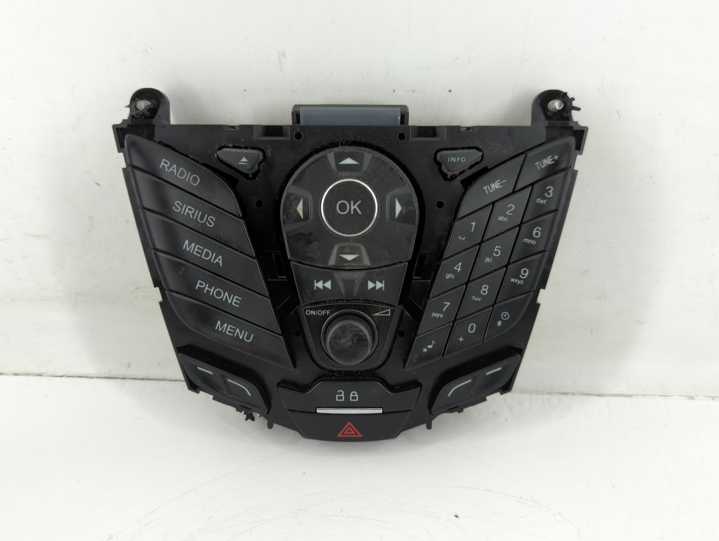 2013-2014 Ford Focus Am Fm Cd Player Radio Receiver - Oemusedautoparts1.com