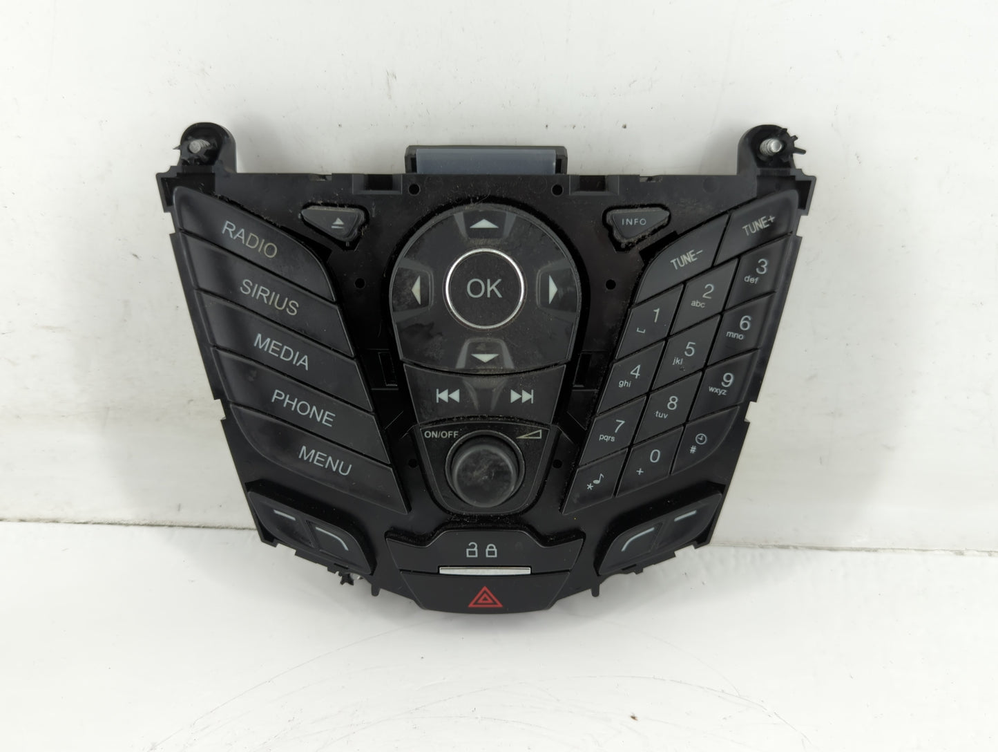 2013-2014 Ford Focus Am Fm Cd Player Radio Receiver - Oemusedautoparts1.com