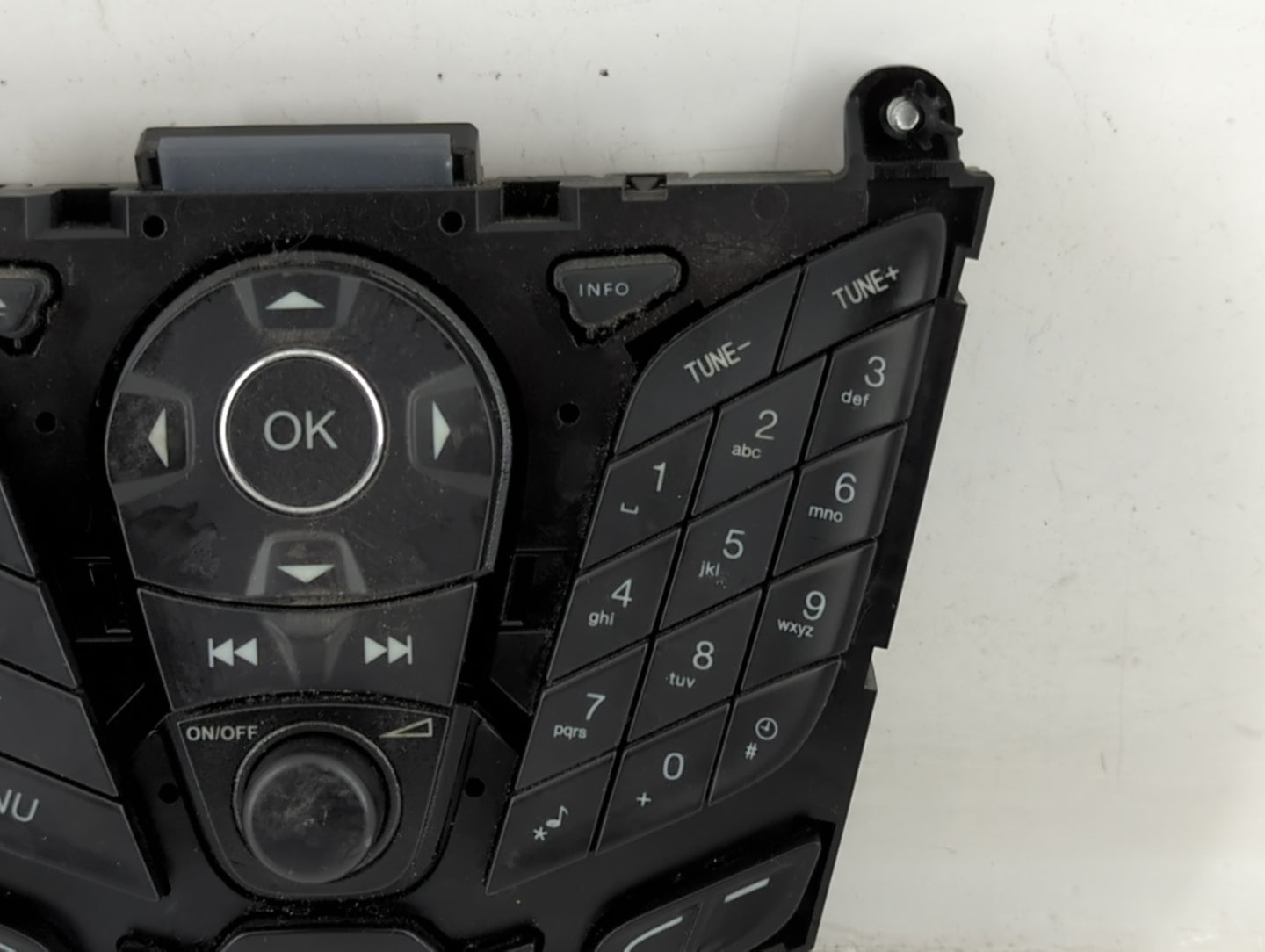 2013-2014 Ford Focus Am Fm Cd Player Radio Receiver - Oemusedautoparts1.com