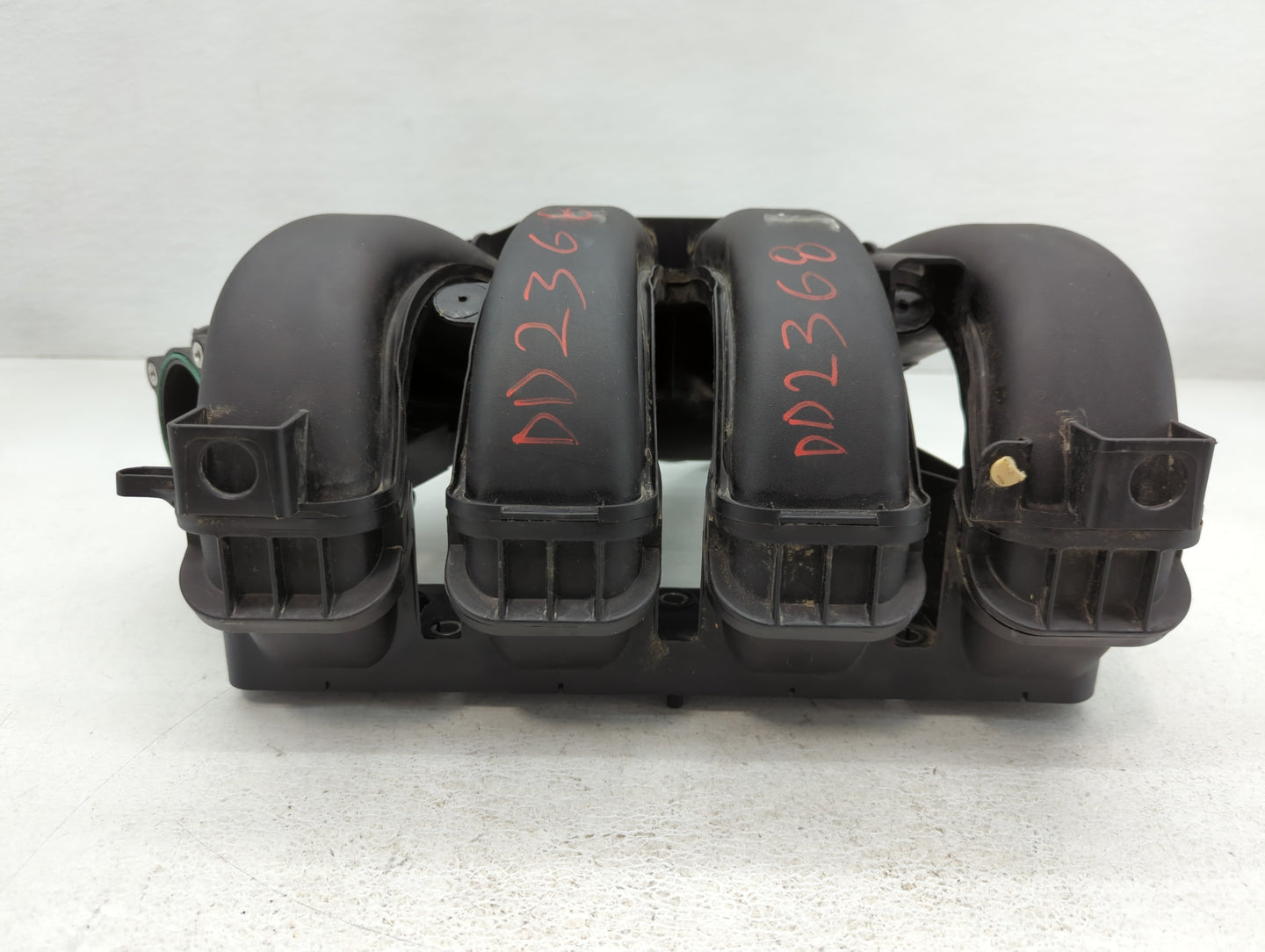 2012-2018 Ford Focus Air Intake Manifold P/N:CM5E-9424-BD Fits Fits 2012 2013 2014 2015 2016 2017 2018 2019 2020 2021 2022 O