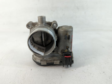 2012-2013 Ford Focus Throttle Body P/N:001215 CM5E9F991AD Fits Fits 2012 2013 2014 2015 2016 2017 OEM Used Auto Parts - Oemu
