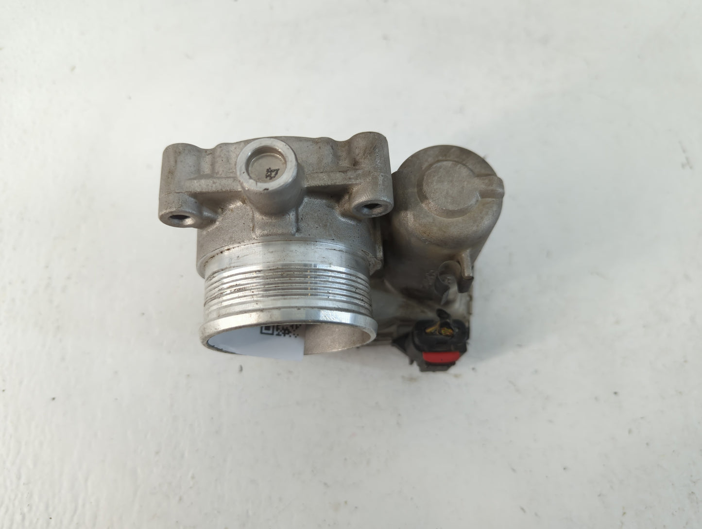 2012-2013 Ford Focus Throttle Body P/N:001215 CM5E9F991AD Fits Fits 2012 2013 2014 2015 2016 2017 OEM Used Auto Parts - Oemu