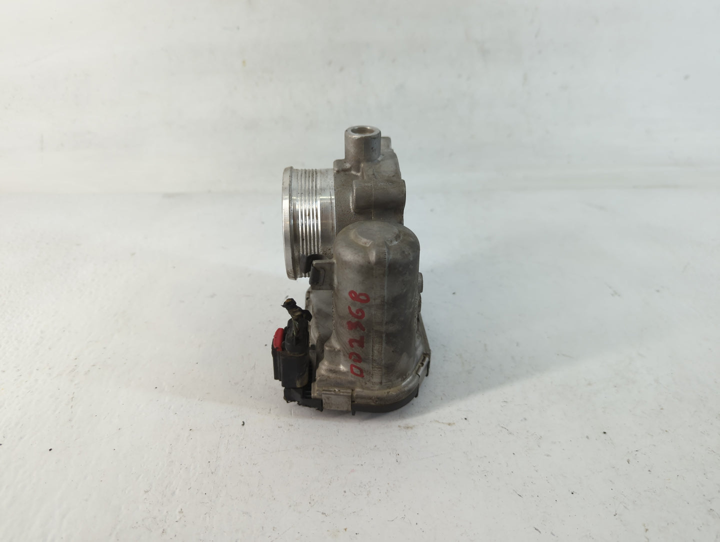 2012-2013 Ford Focus Throttle Body P/N:001215 CM5E9F991AD Fits Fits 2012 2013 2014 2015 2016 2017 OEM Used Auto Parts - Oemu