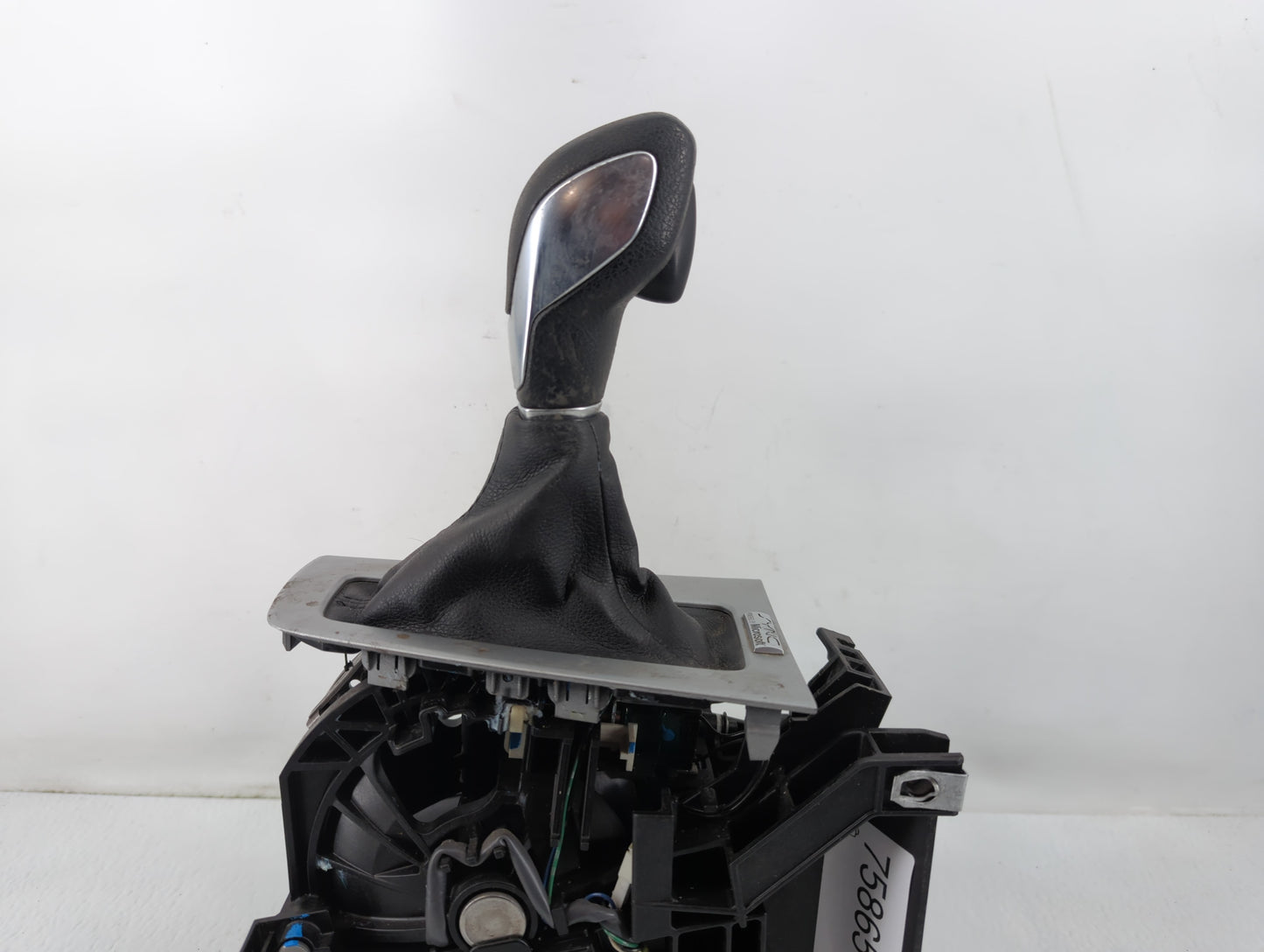 2013 Ford Focus Floor Console Assembly Shifter - Oemusedautoparts1.com