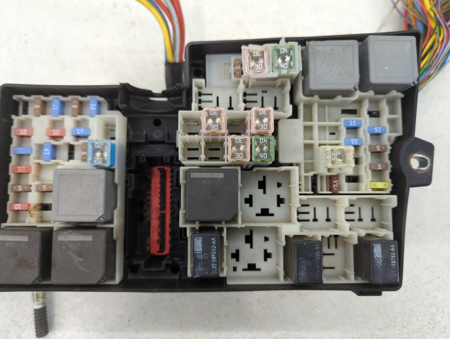 2012-2014 Ford Focus Fusebox Fuse Box Panel Relay Module P/N:AV6T-14A067-AC Fits Fits 2012 2013 2014 OEM Used Auto Parts - O