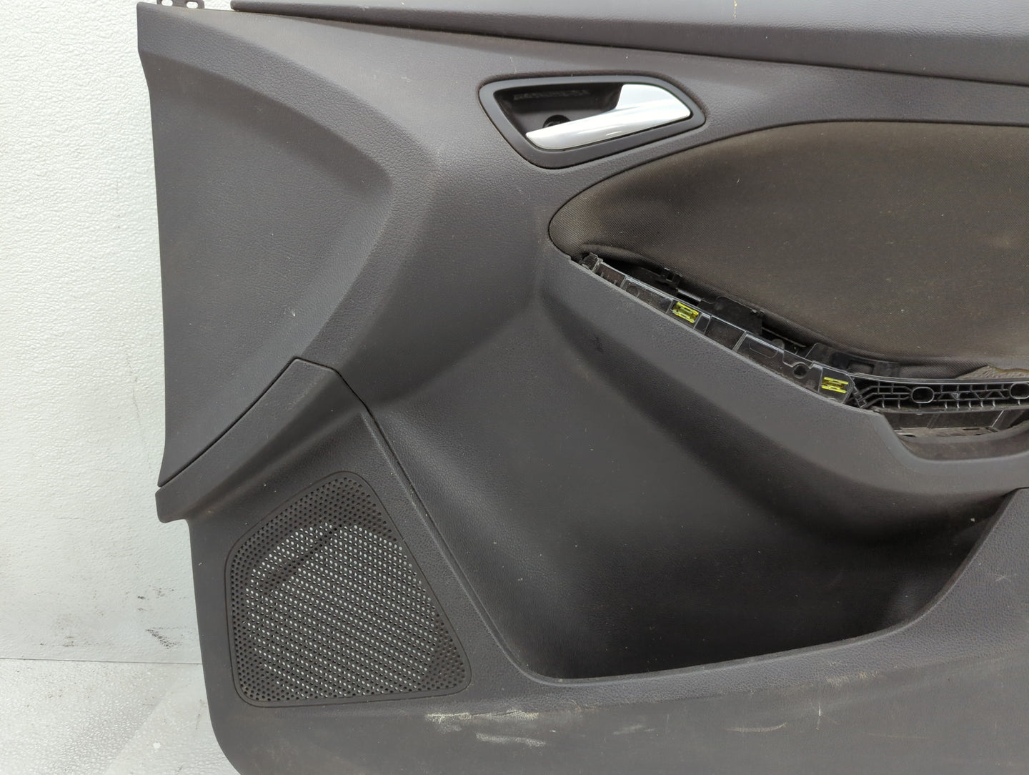 2012-2014 Ford Focus Passenger Front Door Window Oem Dark Grey - Oemusedautoparts1.com