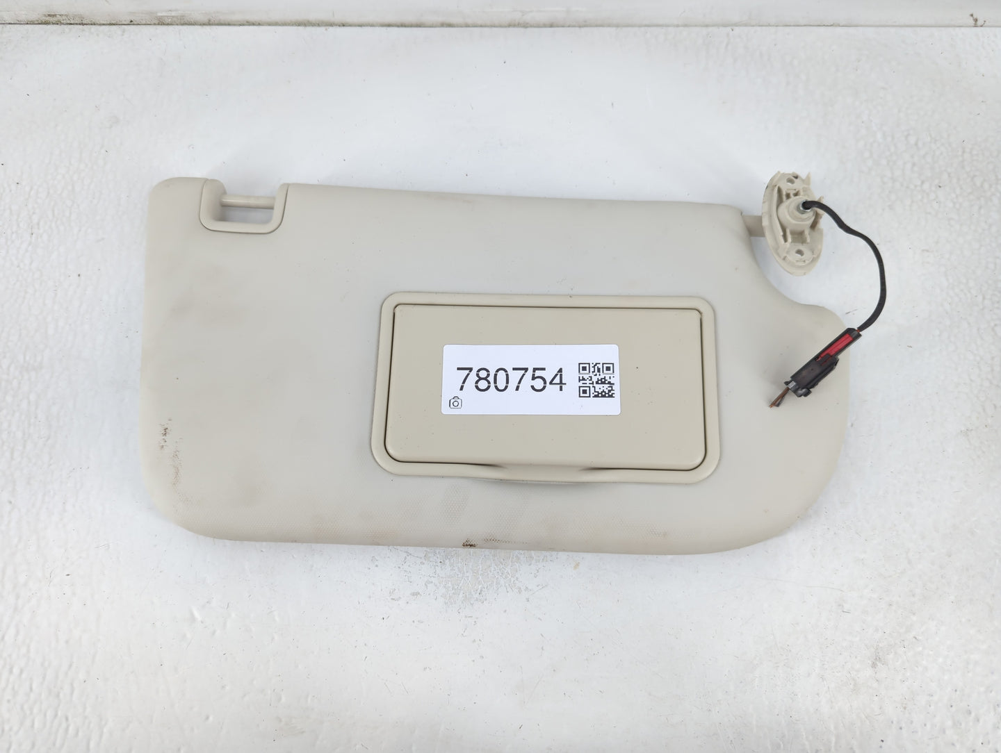 2013-2018 Ford Focus Sun Visor Shade Replacement Passenger Right Mirror Fits Fits 2013 2014 2015 2016 2017 2018 OEM Used Aut