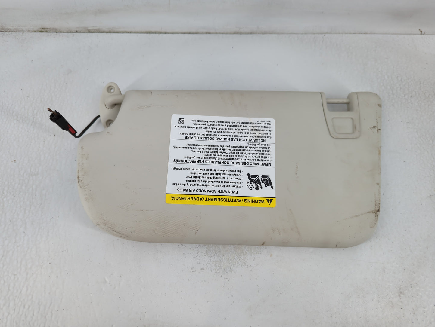 2013-2018 Ford Focus Sun Visor Shade Replacement Passenger Right Mirror Fits Fits 2013 2014 2015 2016 2017 2018 OEM Used Aut