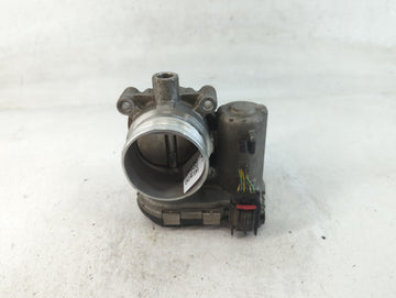 2012-2013 Ford Focus Throttle Body P/N:CM5E 9F991 AD Fits Fits 2012 2013 2014 2015 2016 2017 OEM Used Auto Parts - Oemusedau