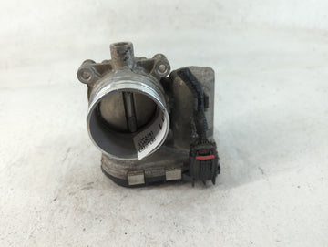 2012-2013 Ford Focus Throttle Body P/N:CM5E-9F991-AD Fits Fits 2012 2013 2014 2015 2016 2017 OEM Used Auto Parts - Oemusedau