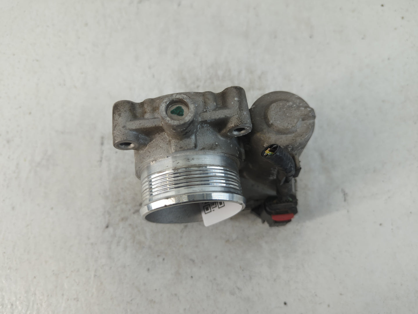 2012-2013 Ford Focus Throttle Body P/N:CM5E-9F991-AD Fits Fits 2012 2013 2014 2015 2016 2017 OEM Used Auto Parts - Oemusedau