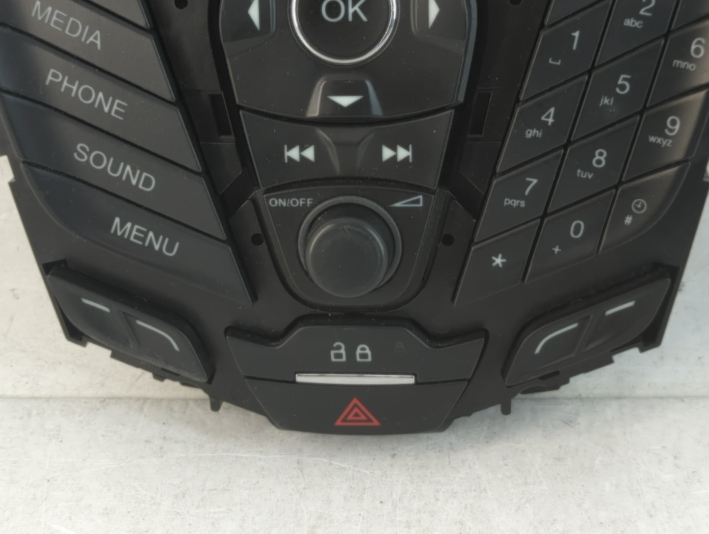 2012-2013 Ford Focus Radio AM FM Cd Player Receiver Replacement P/N:DM5T18K811LA Fits Fits 2012 2013 OEM Used Auto Parts - O