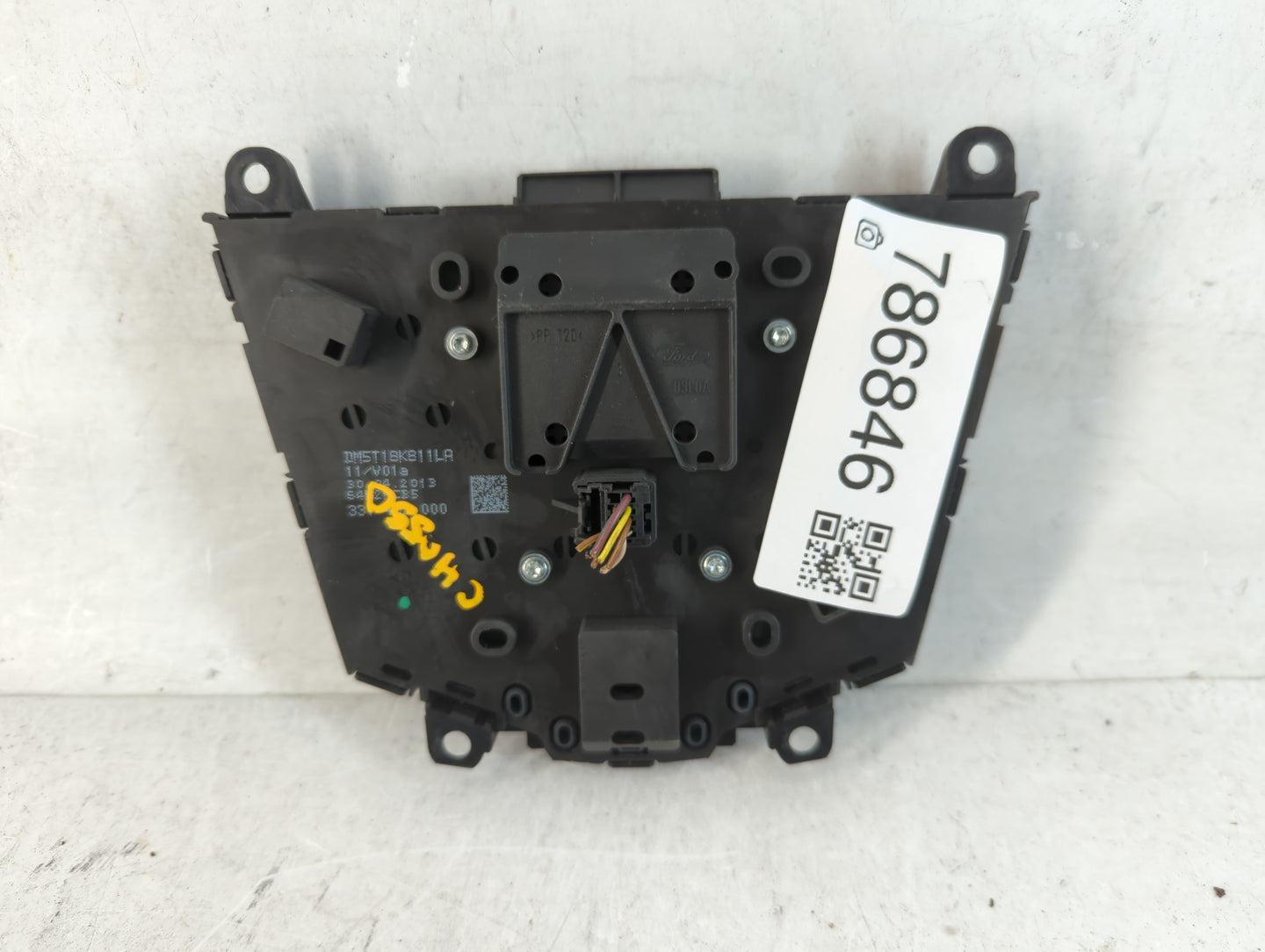 2012-2013 Ford Focus Radio AM FM Cd Player Receiver Replacement P/N:DM5T18K811LA Fits Fits 2012 2013 OEM Used Auto Parts - O