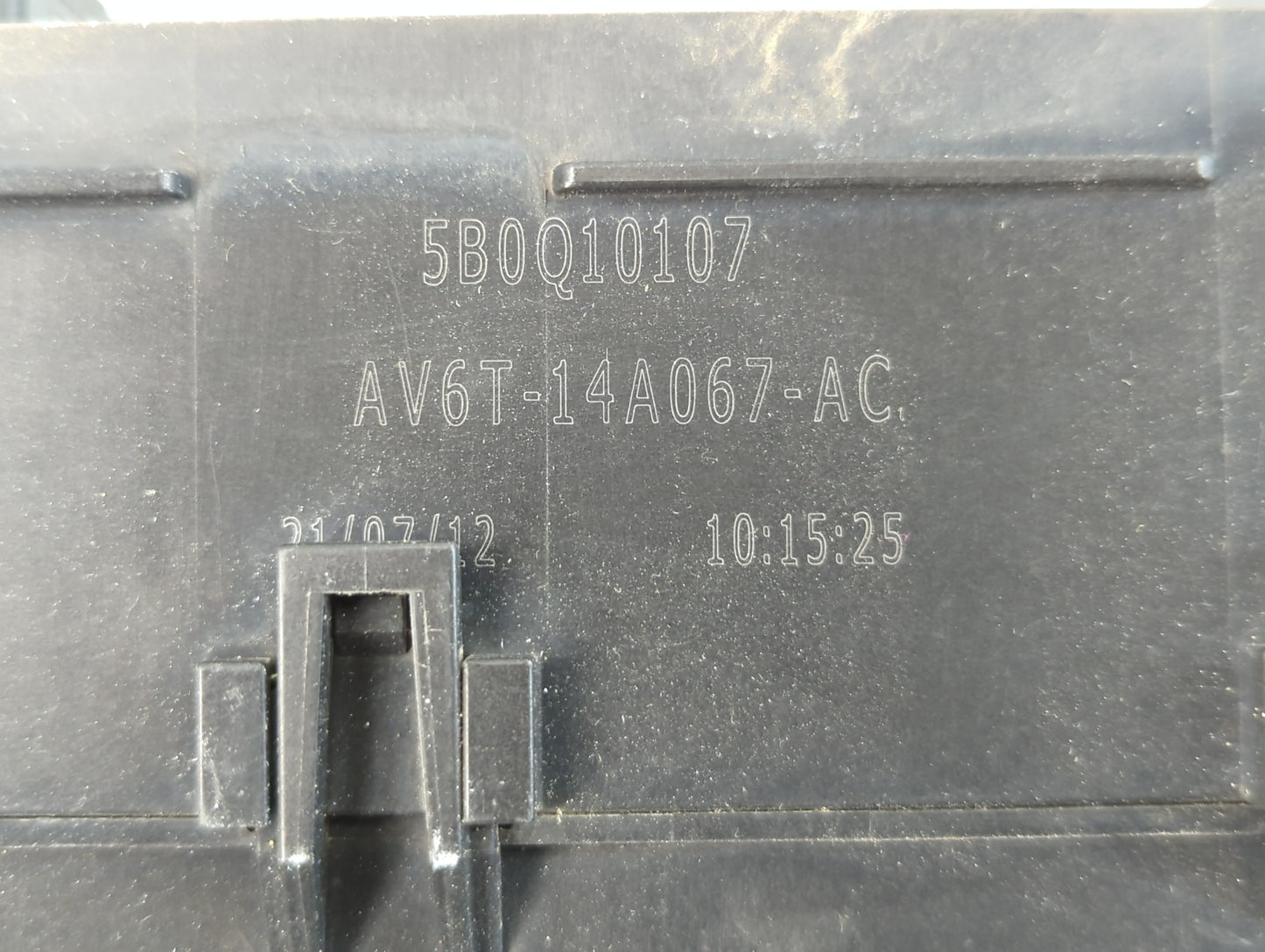 2012-2014 Ford Focus Fusebox Fuse Box Panel Relay Module P/N:5B0Q10107 Fits Fits 2012 2013 2014 OEM Used Auto Parts - Oemuse