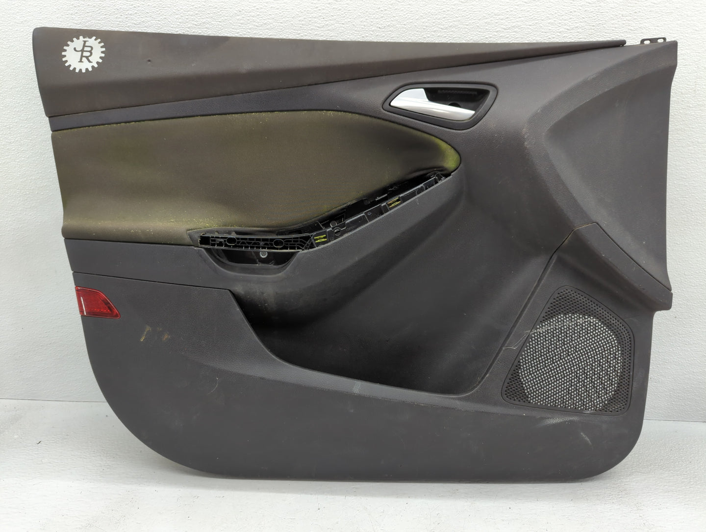 2013 Ford Focus Front Left Driver Interior Door Panel Trim - Oemusedautoparts1.com