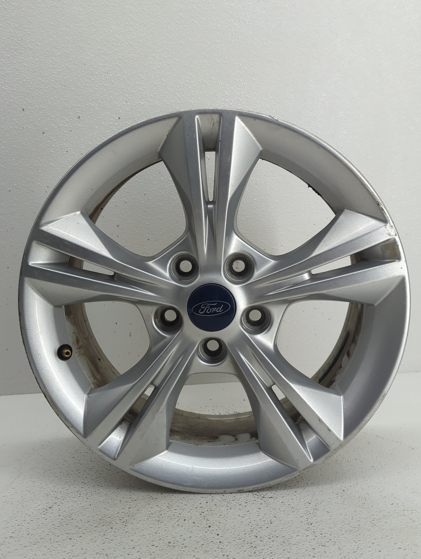 2012-2014 Ford Focus Oem Wheel Rim - Oemusedautoparts1.com