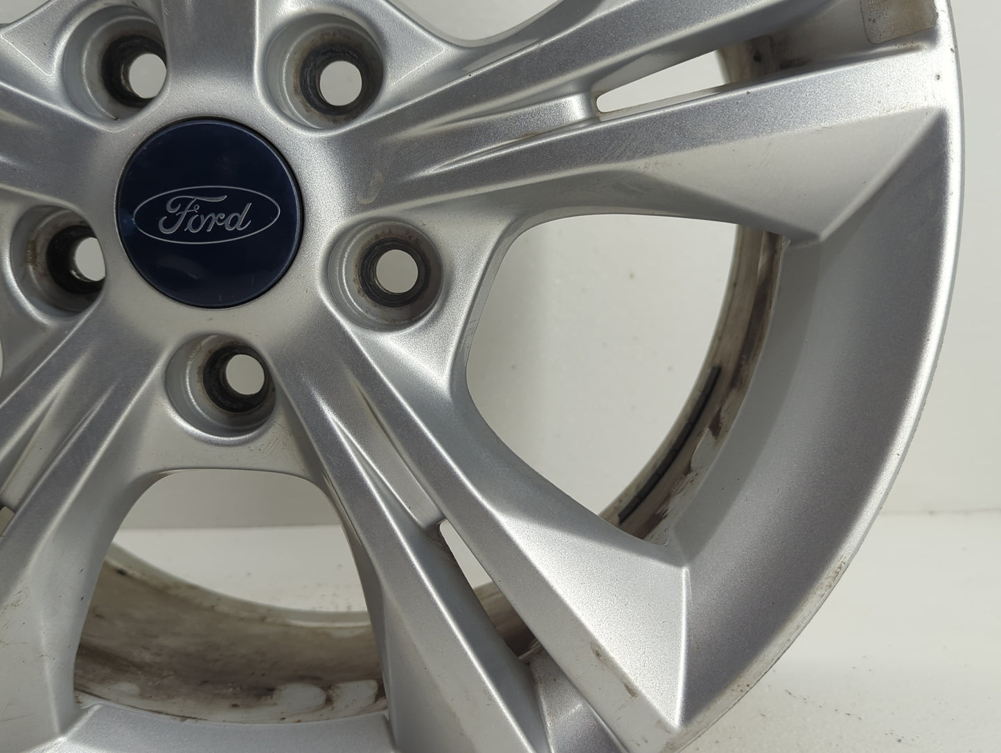 2012-2014 Ford Focus Oem Wheel Rim 808346 - Oemusedautoparts1.com