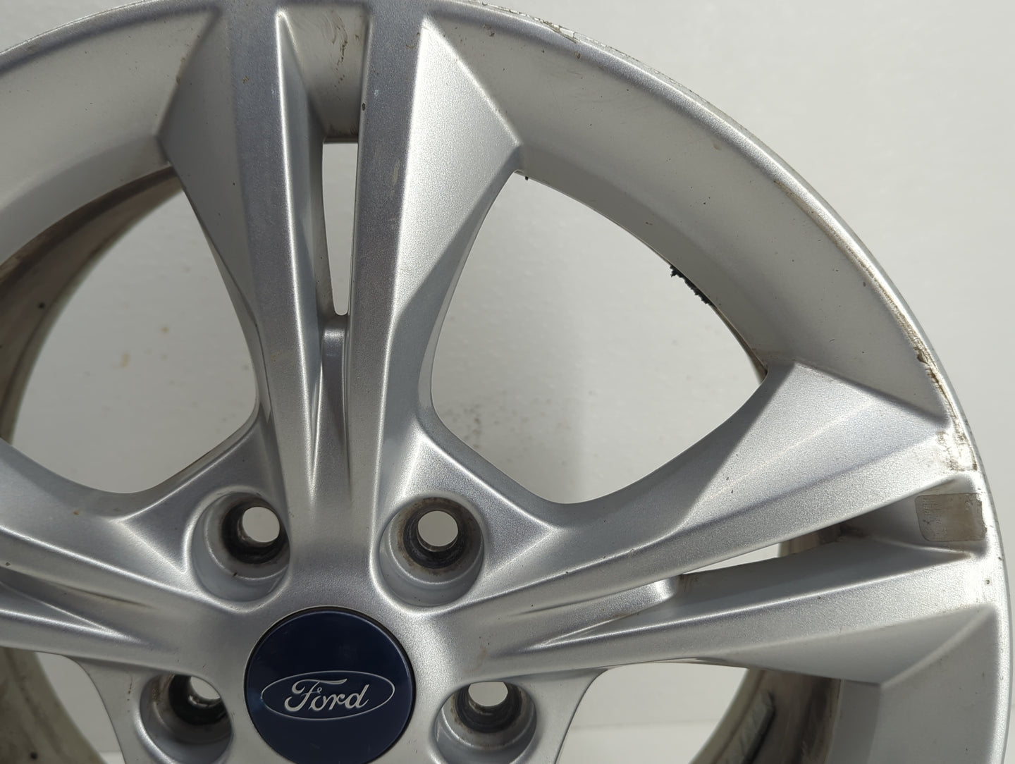 2012-2014 Ford Focus Oem Wheel Rim 808346 - Oemusedautoparts1.com