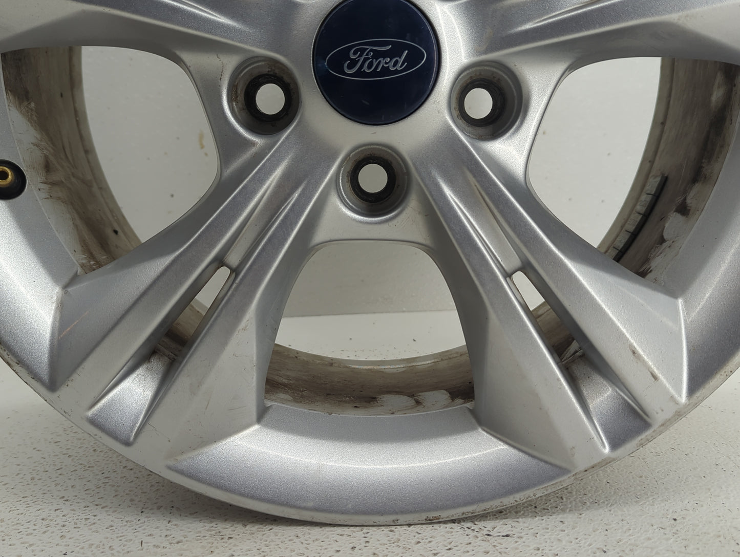 2012-2014 Ford Focus Oem Wheel Rim 808346 - Oemusedautoparts1.com
