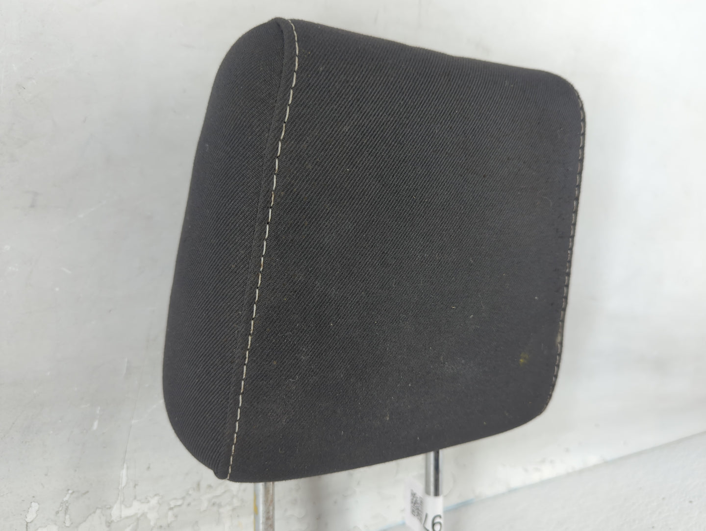 2013-2014 Ford Focus Headrest Head Rest Front Driver Passenger Seat Fits Fits 2013 2014 OEM Used Auto Parts - Oemusedautopar
