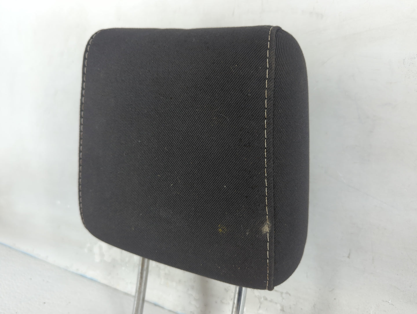 2013-2014 Ford Focus Headrest Head Rest Front Driver Passenger Seat Fits Fits 2013 2014 OEM Used Auto Parts - Oemusedautopar