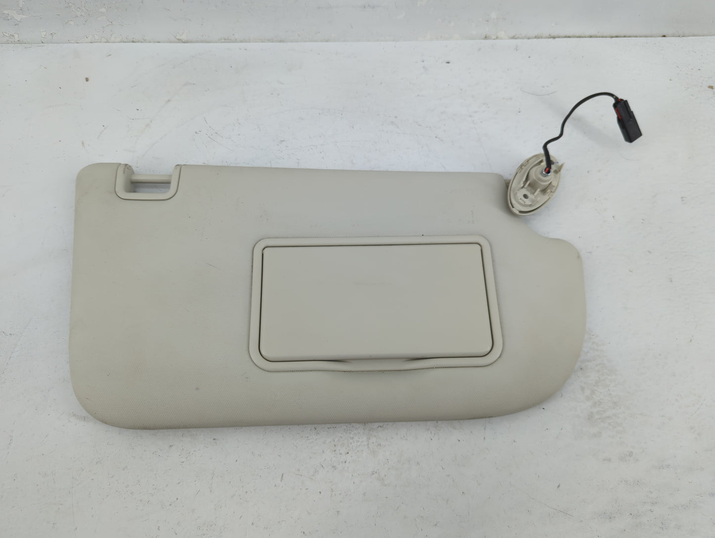 2012-2013 Ford Focus Sun Visor Shade Replacement Passenger Right Mirror Fits Fits 2012 2013 OEM Used Auto Parts - Oemusedaut