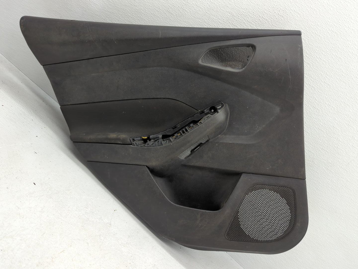 2013 Ford Focus Front Left Driver Interior Door Panel Trim - Oemusedautoparts1.com