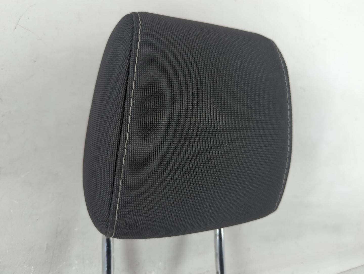 2013-2014 Ford Focus Headrest Head Rest Front Driver Passenger Seat Fits Fits 2013 2014 OEM Used Auto Parts - Oemusedautopar