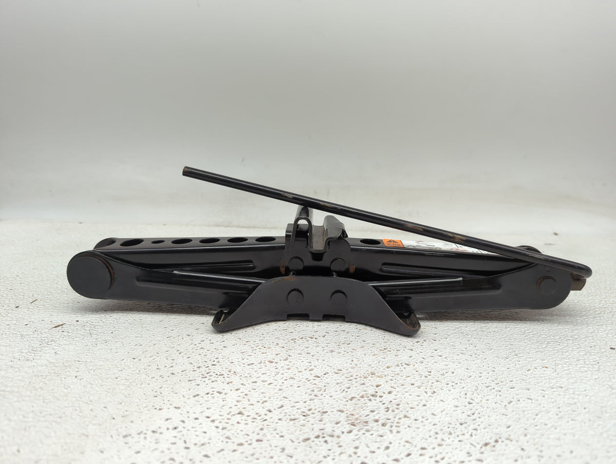 Ford Focus Spare Scissor Car Jack 853047 - Oemusedautoparts1.com