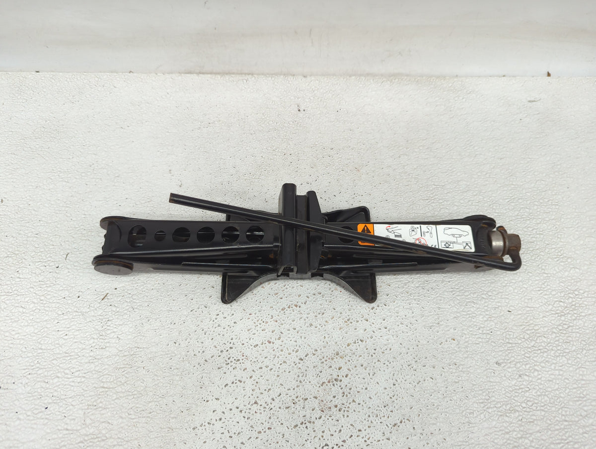 Ford Focus Spare Scissor Car Jack 853047 - Oemusedautoparts1.com