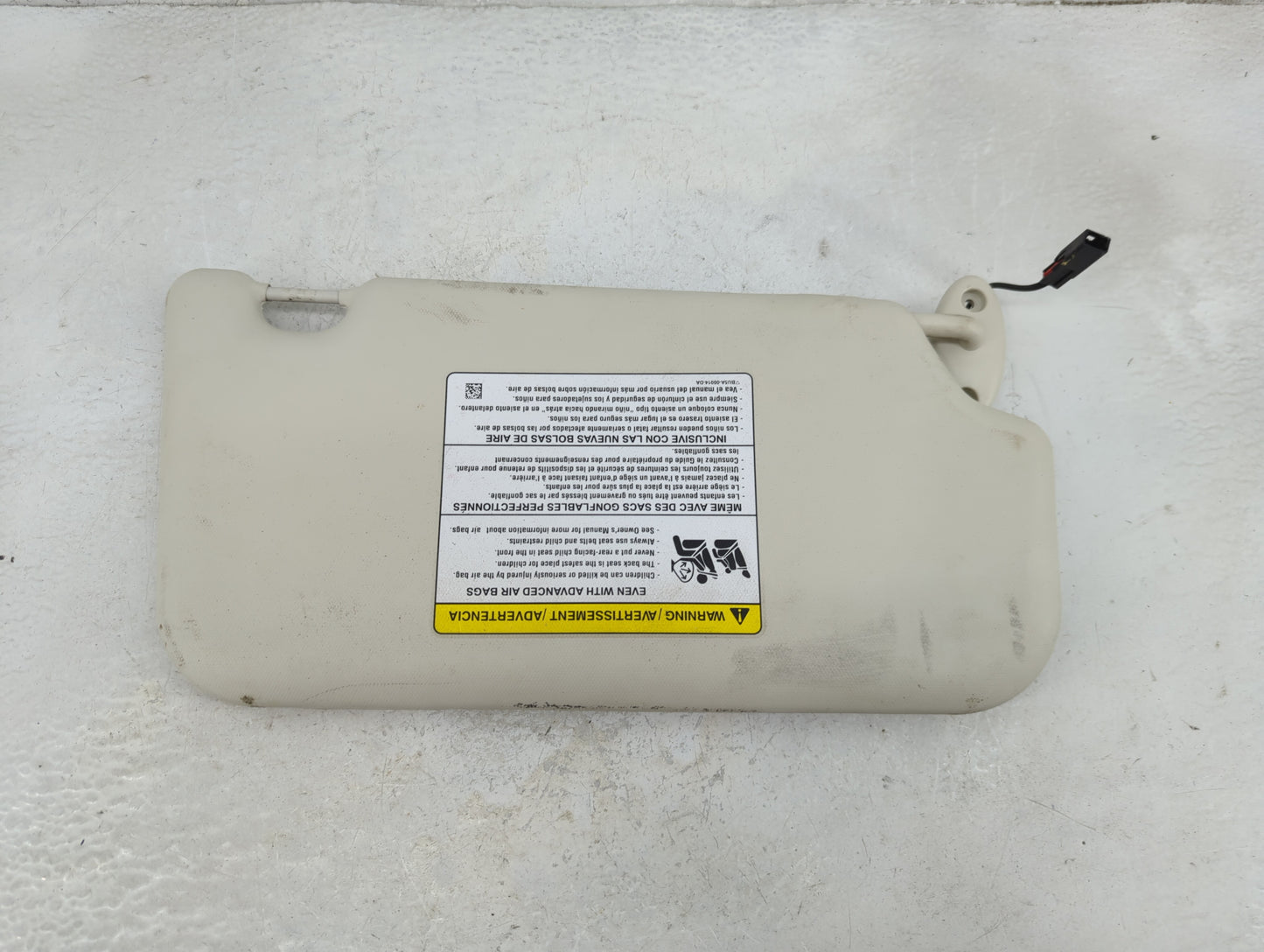 2012-2013 Ford Focus Sun Visor Shade Replacement Driver Left Mirror Fits Fits 2012 2013 OEM Used Auto Parts - Oemusedautopar