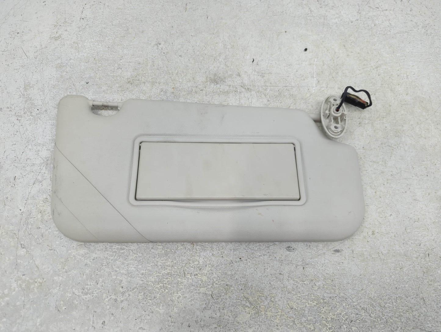 2012-2013 Ford Focus Sun Visor Shade Replacement Passenger Right Mirror Fits Fits 2012 2013 OEM Used Auto Parts - Oemusedaut
