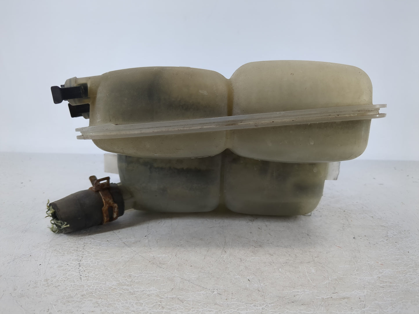 2012-2018 Ford Focus Radiator Coolant Overflow Expansion Tank Bottle - Oemusedautoparts1.com