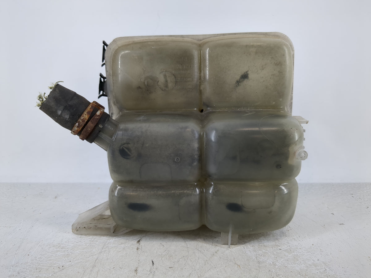 2012-2018 Ford Focus Radiator Coolant Overflow Expansion Tank Bottle 863275 - Oemusedautoparts1.com
