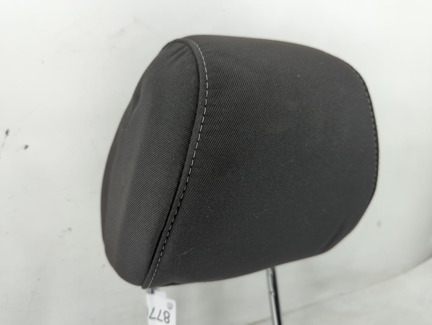 2013-2014 Ford Focus Headrest Head Rest Rear Seat Fits Fits 2013 2014 OEM Used Auto Parts - Oemusedautoparts1.com