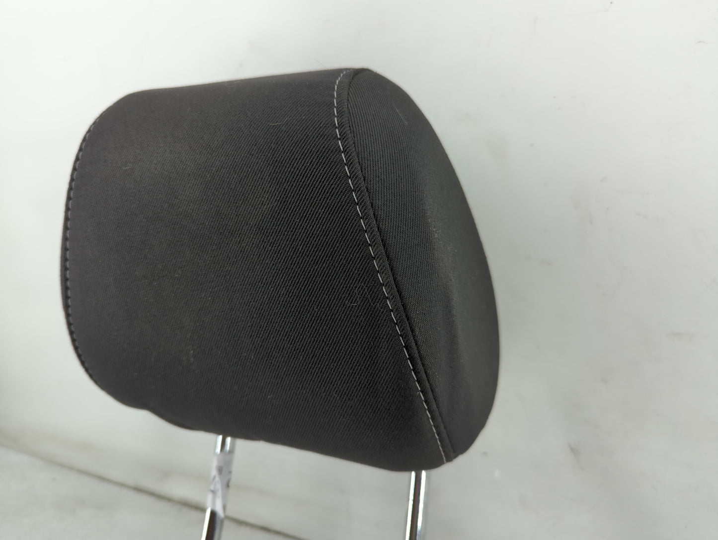 2013-2014 Ford Focus Headrest Head Rest Front Driver Passenger Seat Fits Fits 2013 2014 OEM Used Auto Parts - Oemusedautopar