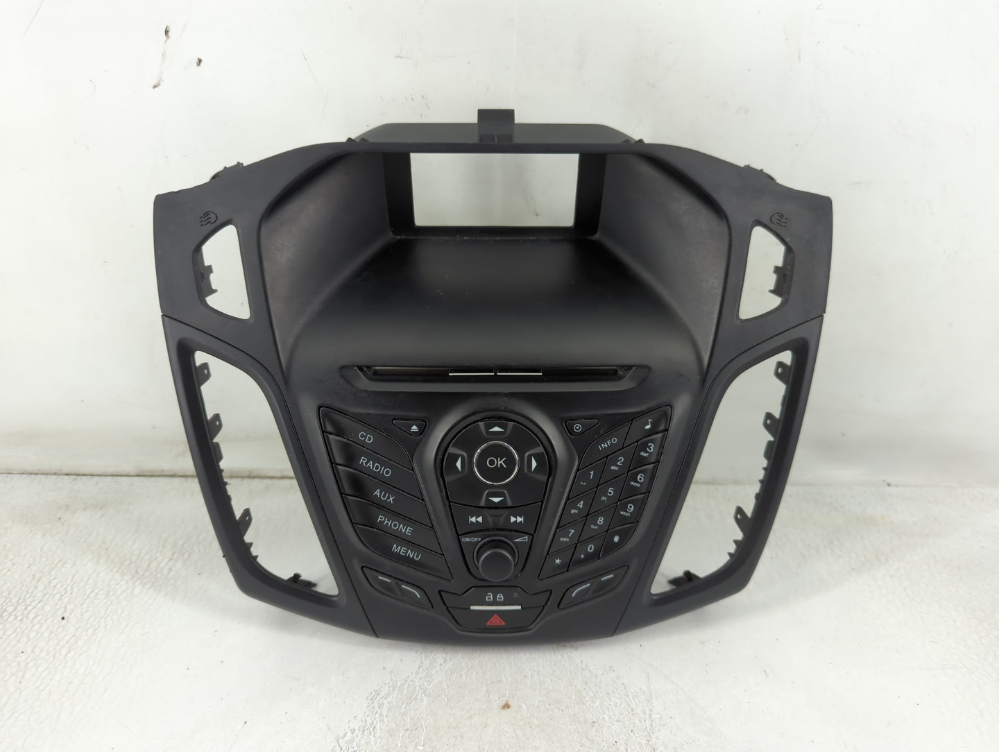 2012-2013 Ford Focus Radio AM FM Cd Player Receiver Replacement P/N:CM51-18835-JAW Fits OEM Used Auto Parts - Oemusedautopar