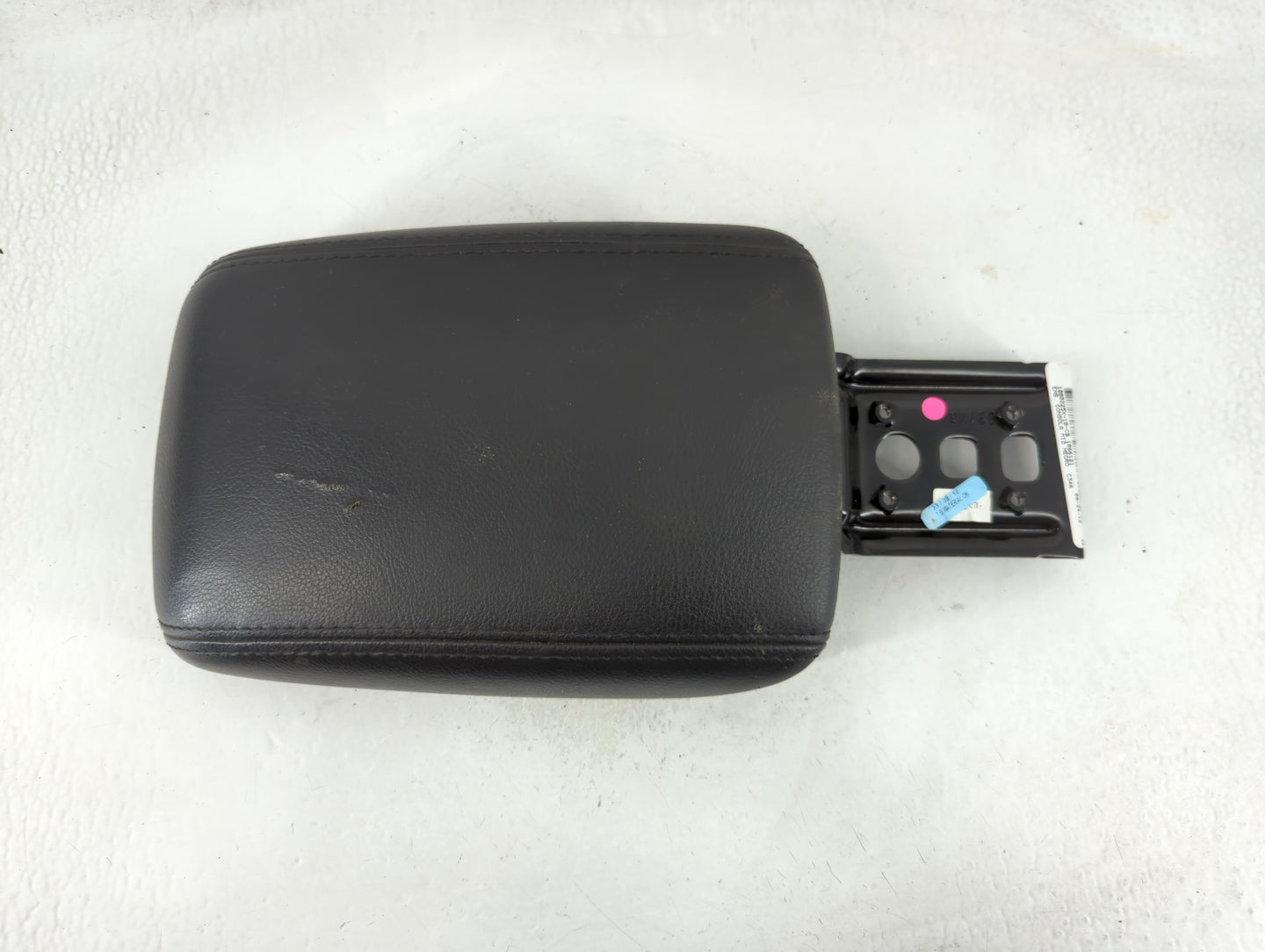 2013 Ford Focus Center Console Armrest Cover Lid P/N:1866121 1080225X-10-CB Fits OEM Used Auto Parts - Oemusedautoparts1.com