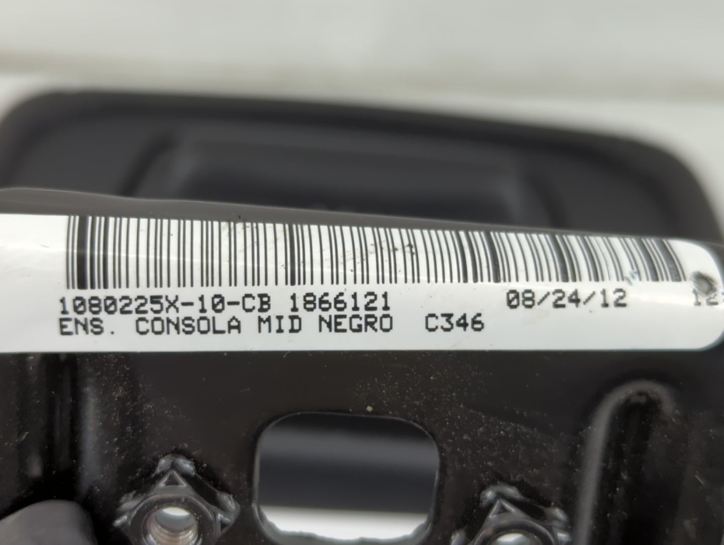 2013 Ford Focus Center Console Armrest Cover Lid P/N:1866121 1080225X-10-CB Fits OEM Used Auto Parts - Oemusedautoparts1.com