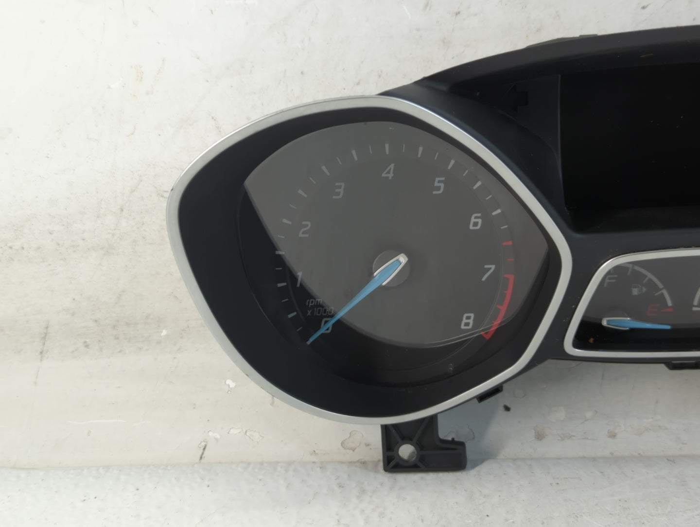 2013-2014 Ford Focus Instrument Cluster Speedometer Gauges P/N:CM5T-10849-CTC Fits Fits 2013 2014 OEM Used Auto Parts - Oemu