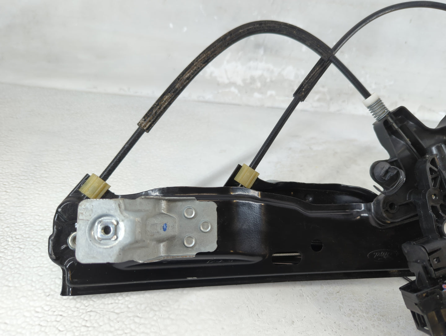 2012-2018 Ford Focus Driver Left Front Window Regulator 911148 - Oemusedautoparts1.com