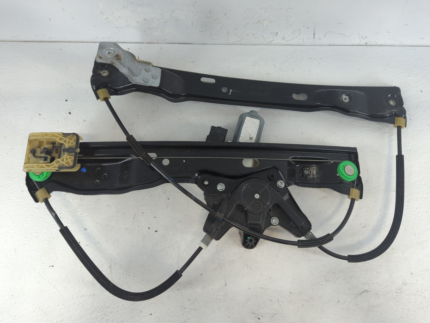 2012-2018 Ford Focus Driver Left Front Window Regulator 915405 - Oemusedautoparts1.com